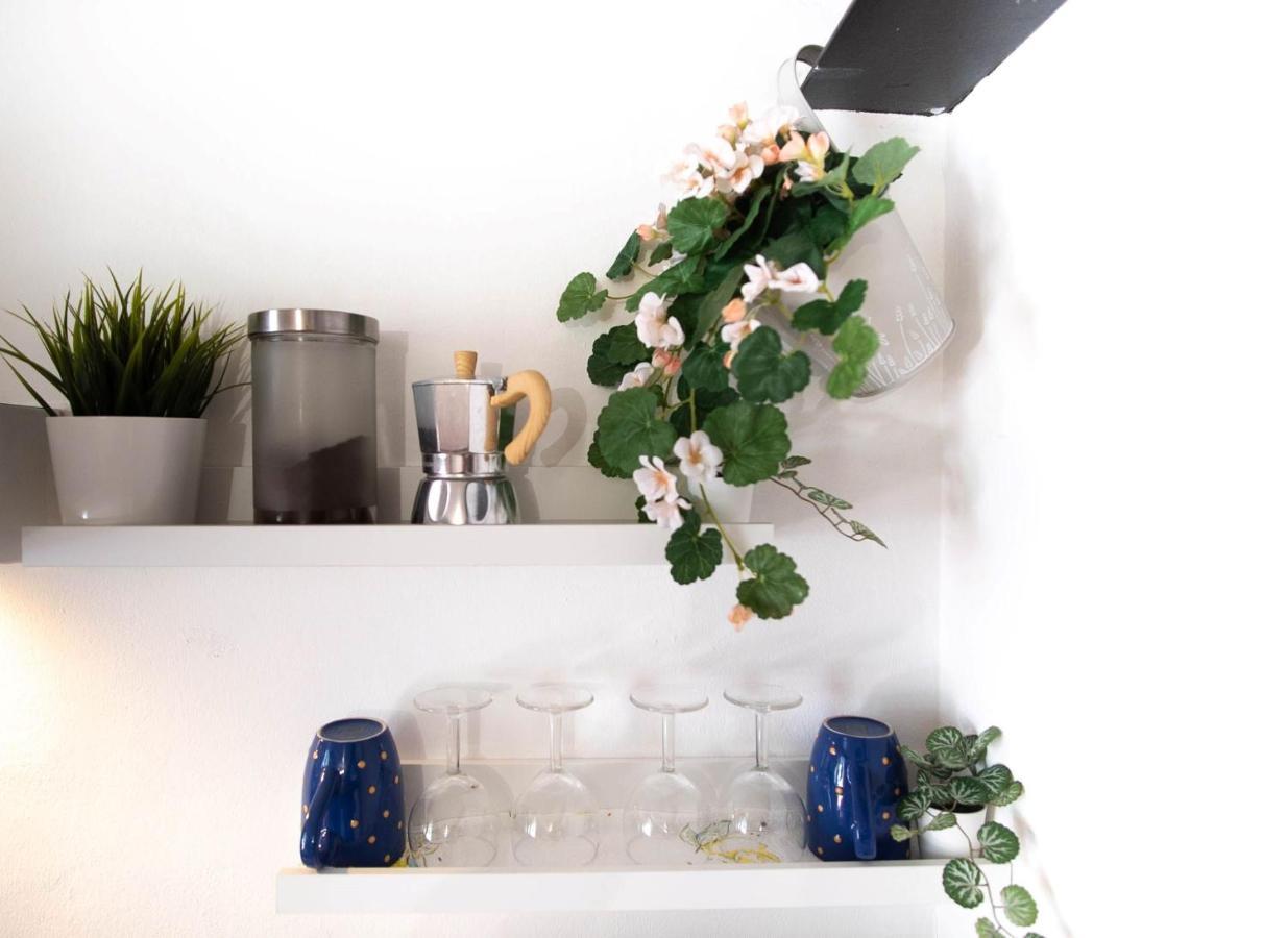 Stagabin Little Loft Near Porta Susa Station And Subway 토리노 외부 사진